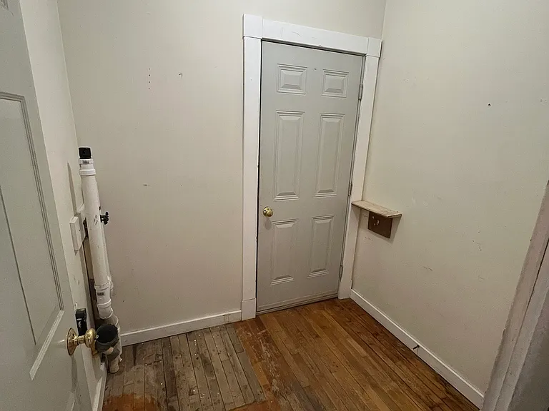 Back Entry / Laundry room (brand new washer & dryer to be provided)