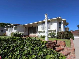 2920 Club Dr, Los Angeles, CA 90064
