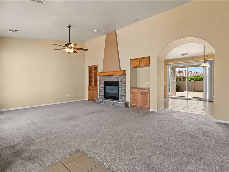2435 E Desert Broom Pl — Photo 8