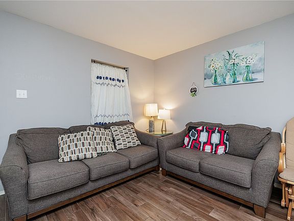 5th image of 6702 Everhart Rd APT T106