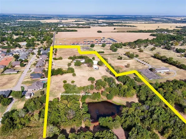 1508 N Pine St, Guthrie, OK 73044