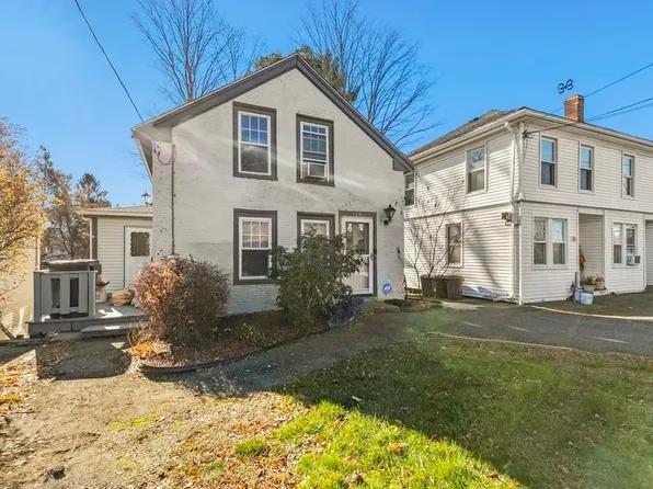 124 Main St, Upton, MA 01568