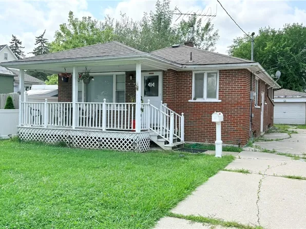 414 38th St, Niagara Falls, NY 14303