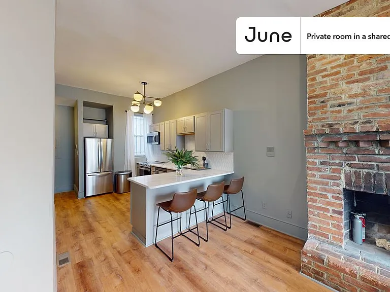 1227 Harvard St NW #E — Photo 7