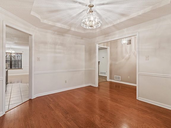 4th image of 5047 Jeffrey Keith Dr