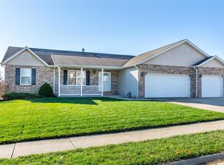 1031 Buran Dr, O'Fallon, IL 62269