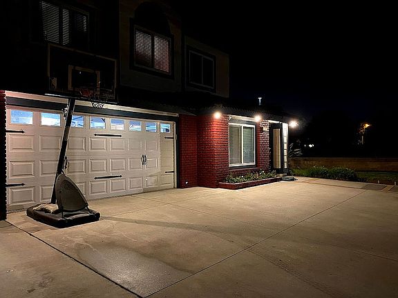 5th image of 6582 Darcena St