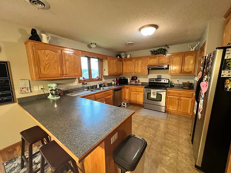506 N Park St — Photo 4