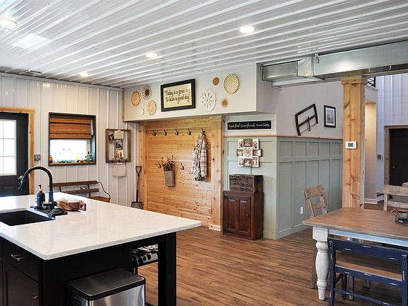 4th image of 2185 W Keiser Rd