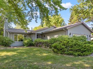 1928 Shakopee Ave E, Shakopee, MN 55379