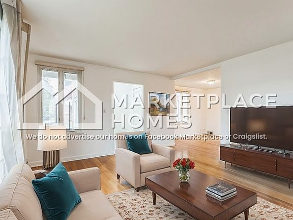 3rd image of 706 Broadview Ave