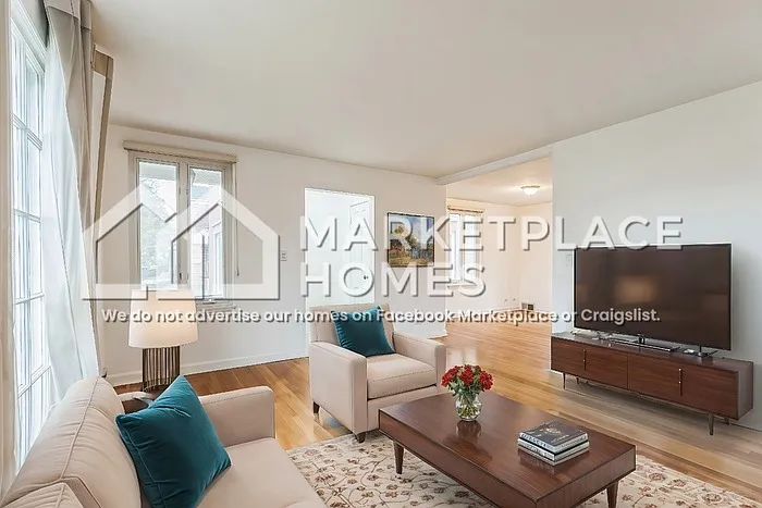 706 Broadview Ave — Photo 3
