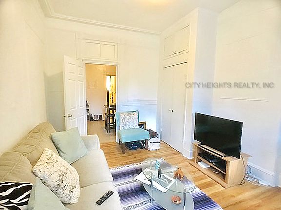 2nd image of 227 E 28th St #2CC