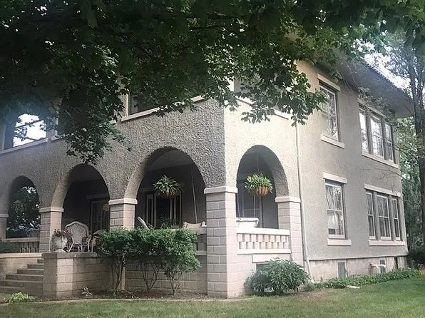 129 W 2nd St, Glidden, IA 51443