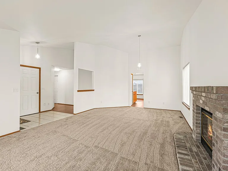 1224 143rd St E — Photo 8