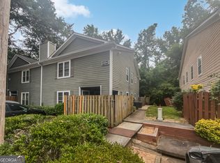 1097 Rock Creek Ln, Norcross, GA 30093