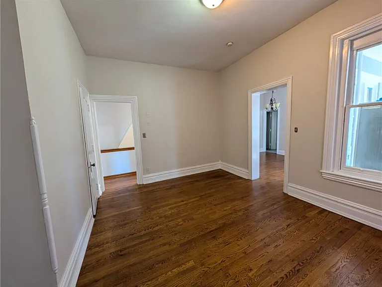 87 E Broad St #2 — Photo 11