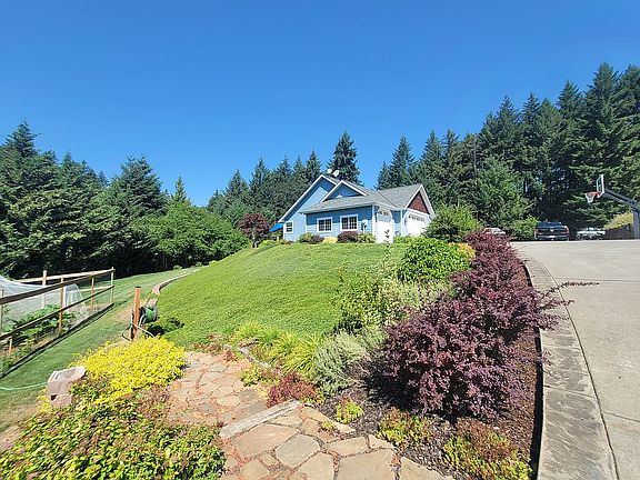 4th image of 21 Wallace Dr