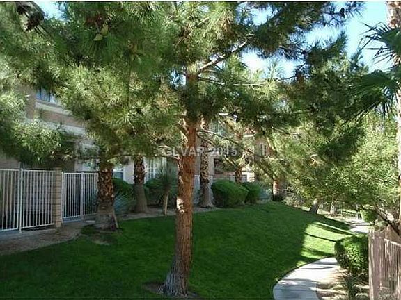 5th image of 251 S Green Valley Pkwy Unit 5921