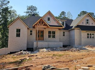 88 Adam Dr, Forsyth, GA 31029