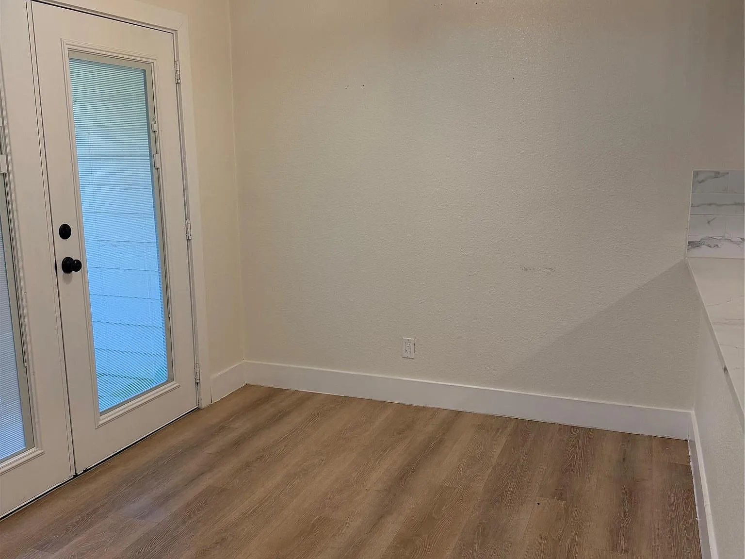2 bed, 778 sqft, $1,600 — Photo 3