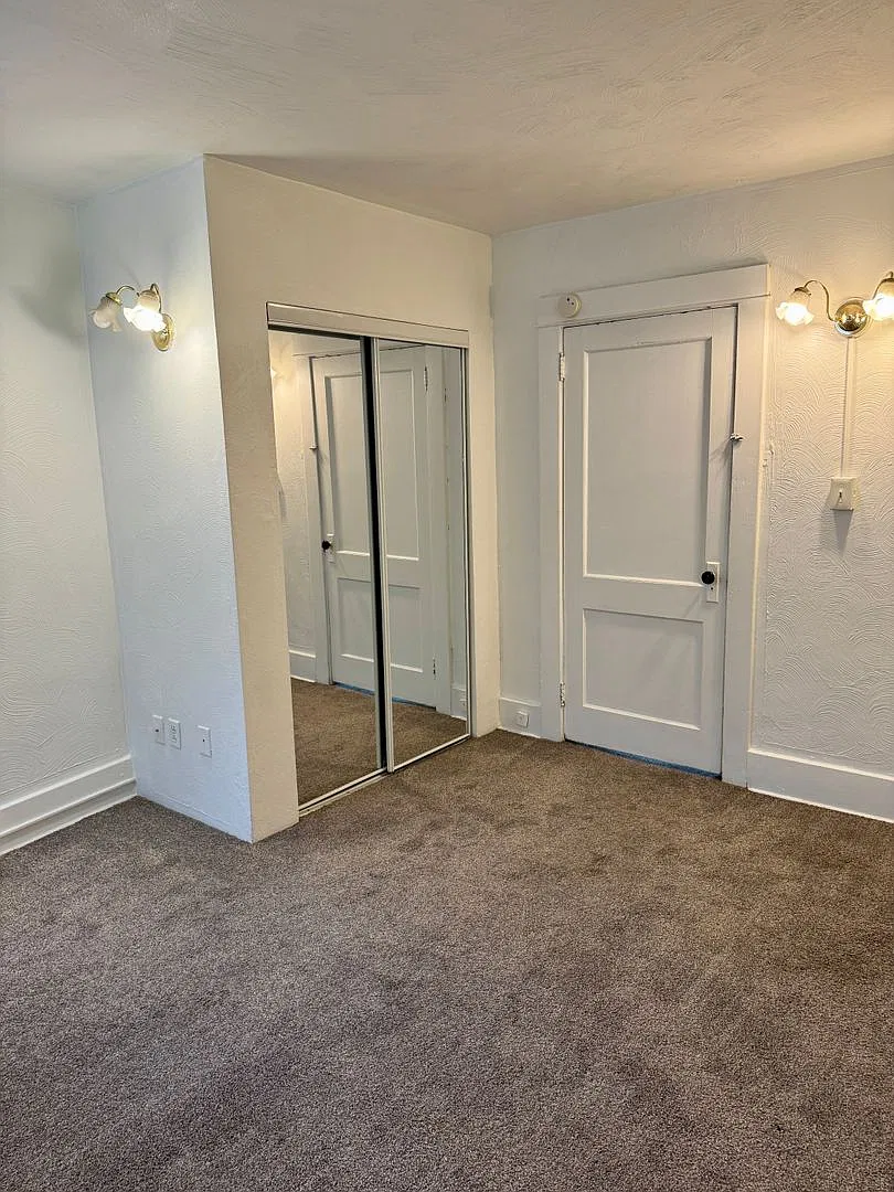 626 Maryland Ave — Photo 2