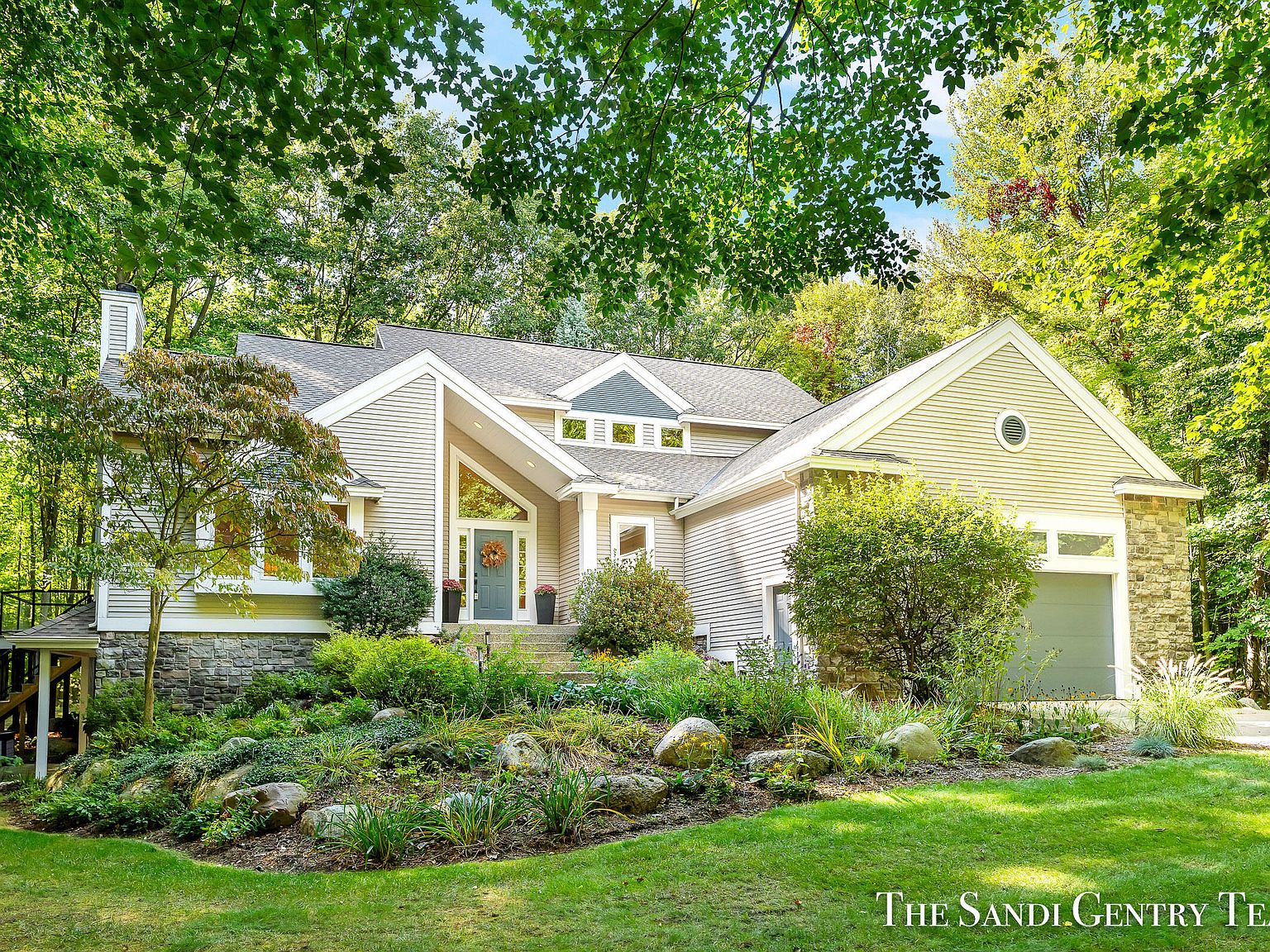 18565 W Spring Lake Rd, Spring Lake, MI 49456 Zillow