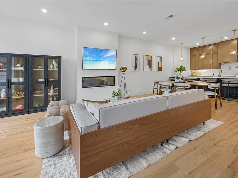 1103 Forest Ave #D — Photo 32