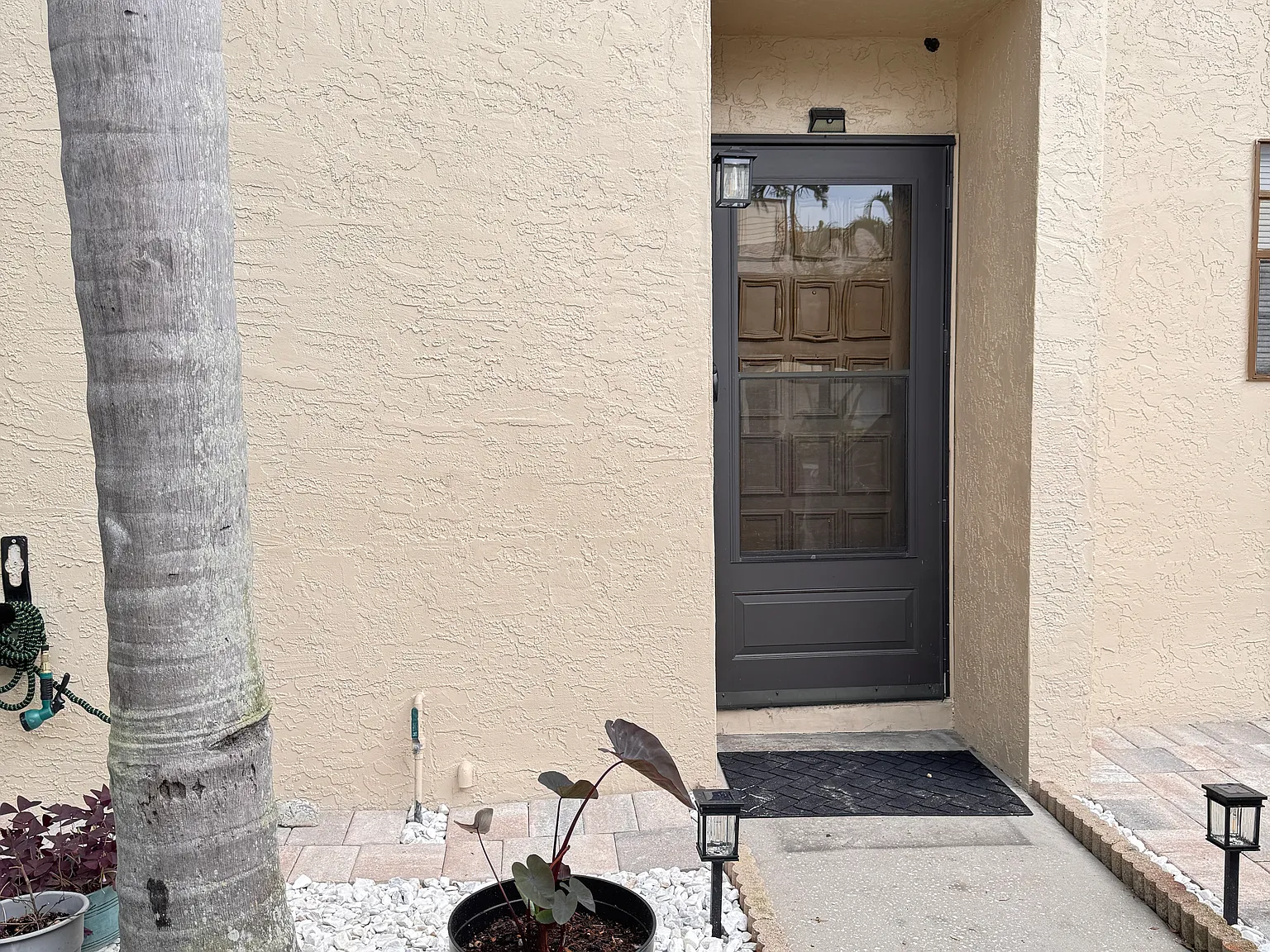 9209 Seminole Blvd — Photo 2