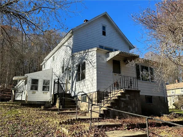 571 Beaver Street, Ansonia, CT 06401