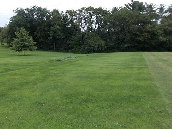 Not your typical western PA lot.  You will love the table top lawn.
