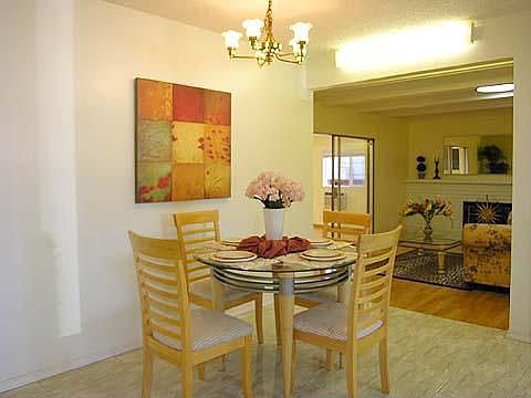 3rd image of 1406 Old Stone Way
