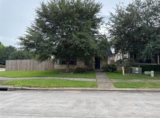 832 Belvedere Dr, Conroe, TX 77301