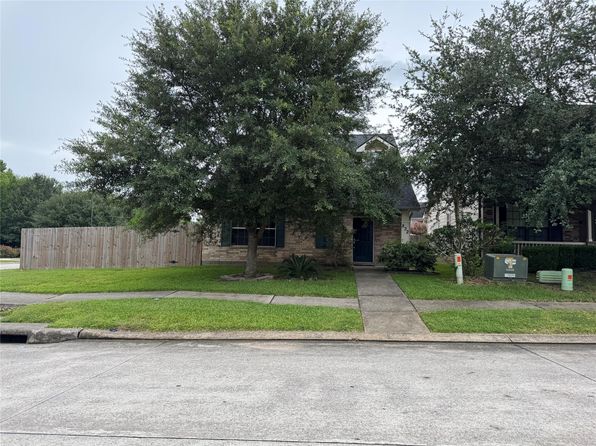 832 Belvedere Dr