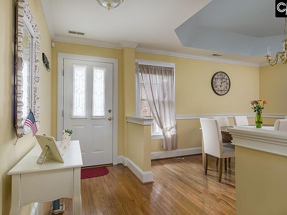 2nd image of 305 Barony Place Dr