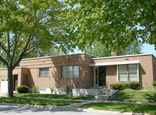 14238 S La Salle St, Riverdale, IL