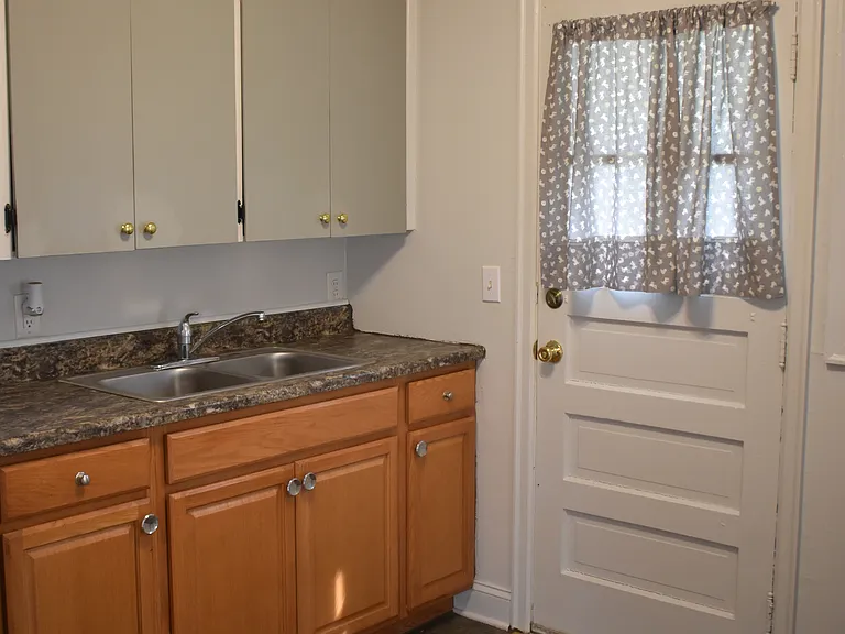 5705 Fontenelle Blvd — Photo 5