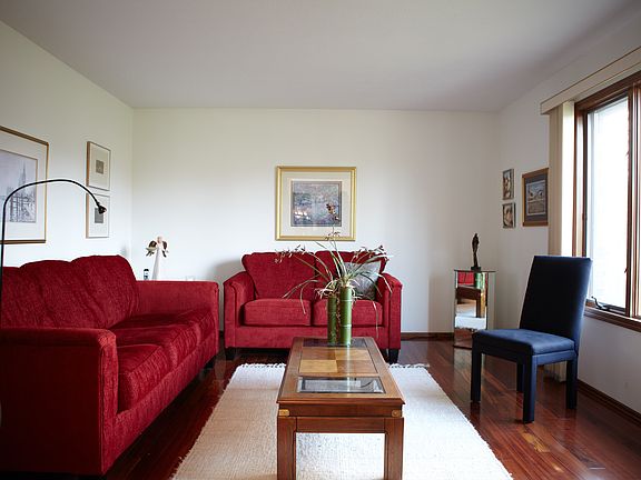5th image of 2885 Oakwood Dr