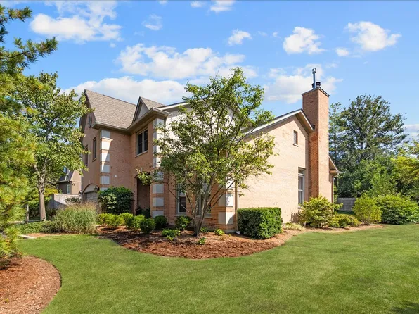1471 Ammer Rd, Glenview, IL 60025