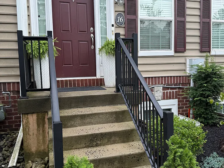 3752 William Daves Rd #16 — Photo 2