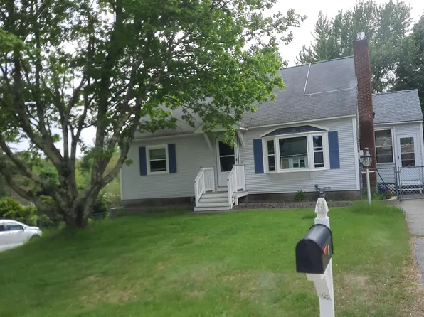 5 Lorraine Street, Hudson, NH 03051