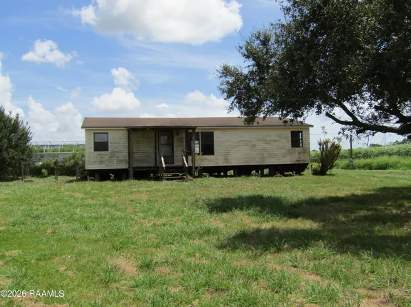 8805 Leleux Rd, New Iberia, LA 70560
