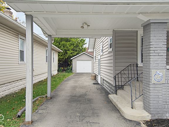 3rd image of 1316 N Linwood Ave