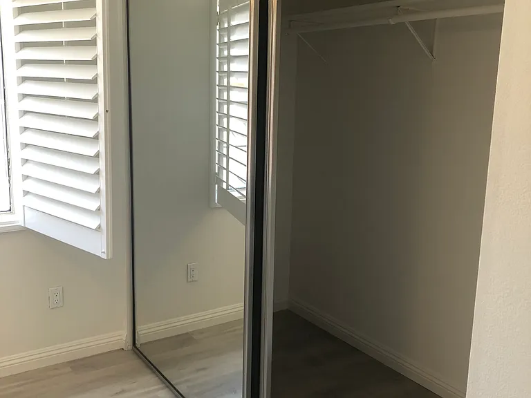 3897 Pontiac Ave — Photo 10