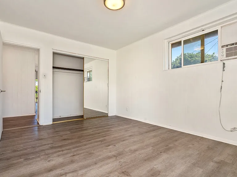 362 Oe St — Photo 8