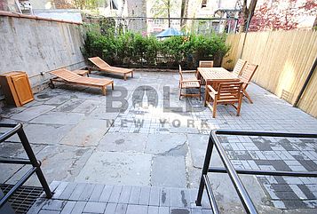 3rd image of 267 E 10th St APT 10