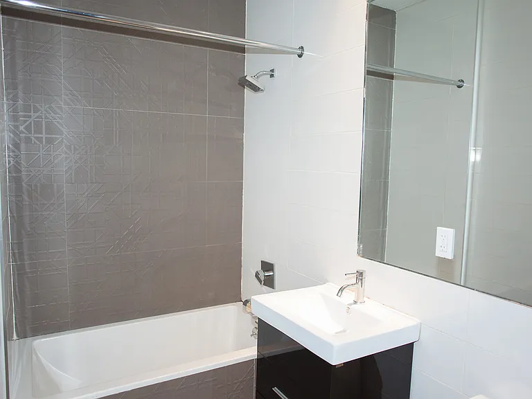 125 Park Ave #2F — Photo 5
