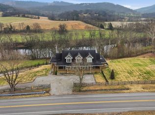 126 Trousdale Ferry Pike, Gordonsville, TN 38563
