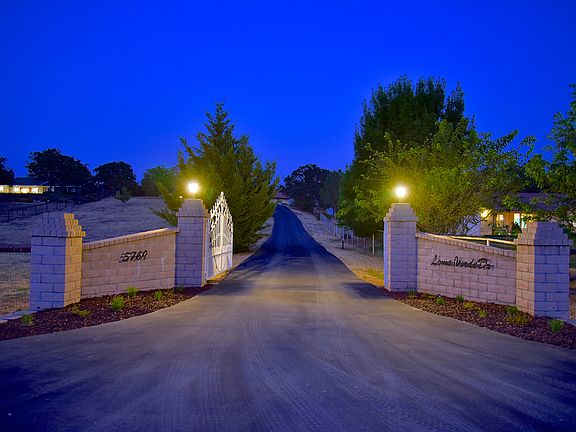 2nd image of 5769 Loma Verde Dr