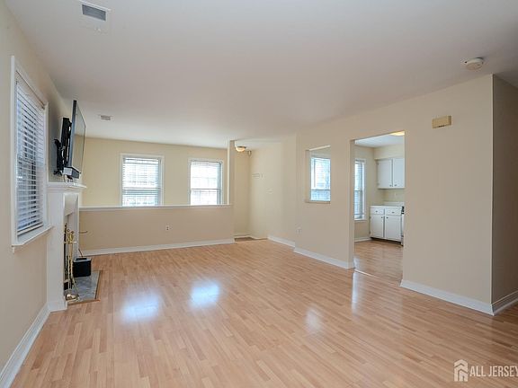 4th image of 6202 Cedar Ct